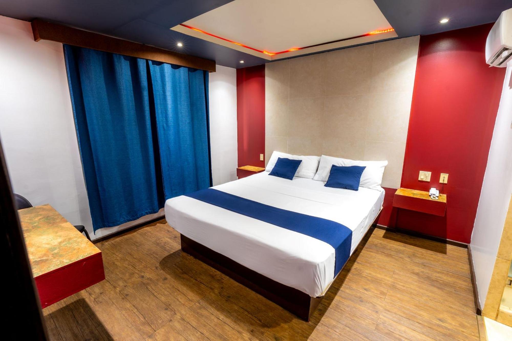 Hotel Rose Енсенада Екстериор снимка